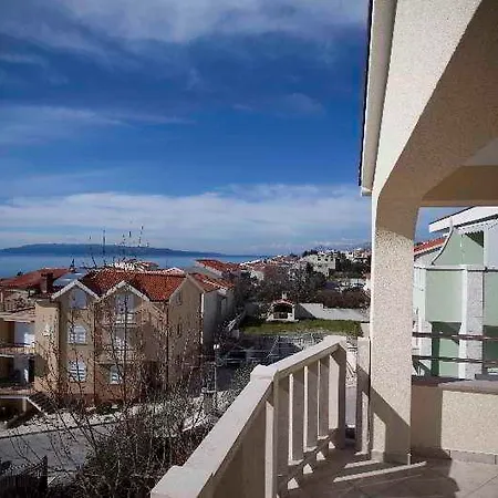 Apartment And Mare